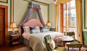 BEST HOTELS IN EDINBURGH