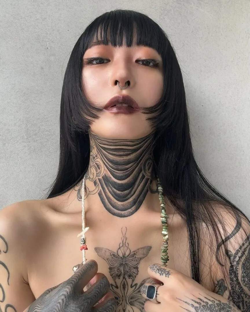 Neck tattoos for